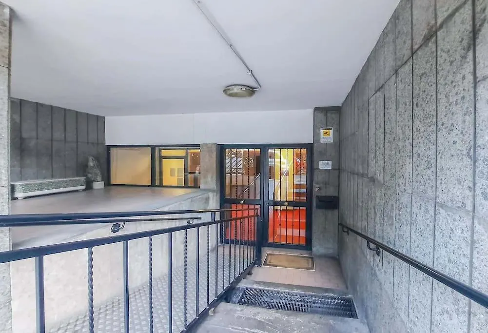 Apartment Cipro Nuovissimo Appartamento Posizione Strategica Rome