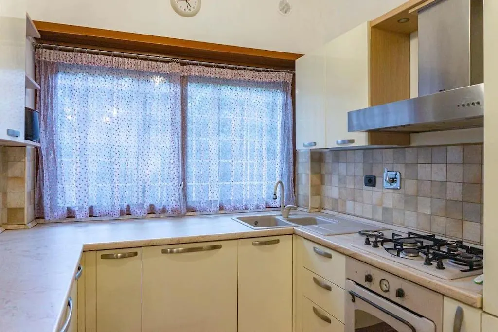 Cipro Nuovissimo Appartamento Posizione Strategica Rome Apartment